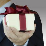 Идеи подарков для руководителя: как выбрать правильный презент
