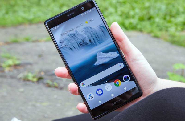 Обзор Sony Xperia XZ2 Premium: причудливый и дорогой